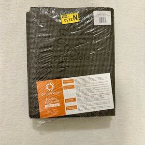 Gray Folding Yoga Mat